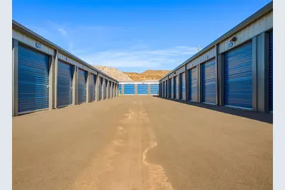 68 S Warehouse Rd, Washington, UT 84780 - Photo 16