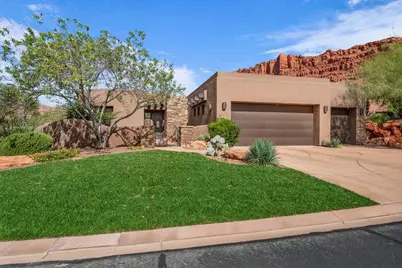 2331 W Entrada Trail #106, Saint George, UT 84770 - Photo 2