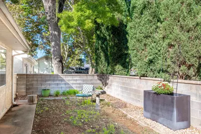 1040 N 1300 W #7, Saint George, UT 84770 - Photo 22