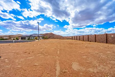 2702 W San Marcus Cir, Saint George, UT 84770 - Photo 22