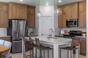 946 E Malibu Dr, Washington, UT 84780 - Photo 16