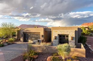 2085 N Tuweap Dr, Saint George, UT 84770 - Photo 2