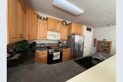 2451 S 675 W, Hurricane, UT 84737 - Photo 20