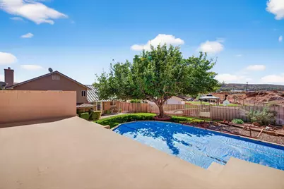 1045 E Hemlock Cir, Saint George, UT 84790 - Photo 40
