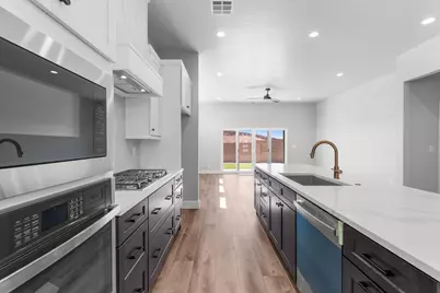 1071 E Coyote Crest Dr, Washington, UT 84780 - Photo 12