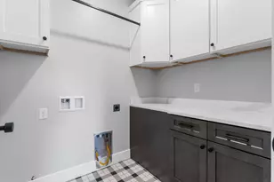 1071 E Coyote Crest Dr, Washington, UT 84780 - Photo 16
