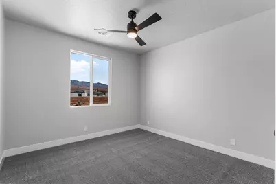 1071 E Coyote Crest Dr, Washington, UT 84780 - Photo 4