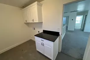 5801 S Cardinal Wing Dr, Saint George, UT 84790 - Photo 132