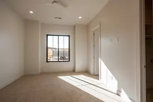 425 E Forrest Paddock Dr, Washington, UT 84780 - Photo 14