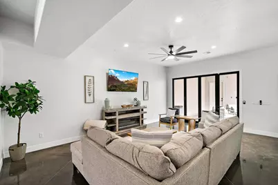 1460 S Windsor Parkway #2, Hurricane, UT 84737 - Photo 4