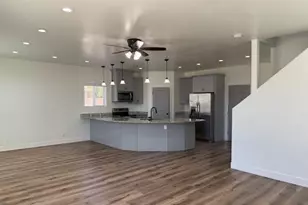 62 E 400 S, Washington, UT 84780 - Photo 4