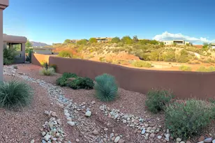 2254 N Cohonina Cir, Saint George, UT 84770 - Photo 24