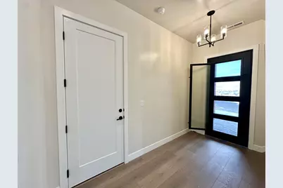 1023 N Falcon Ridge View, Hurricane, UT 84737 - Photo 6