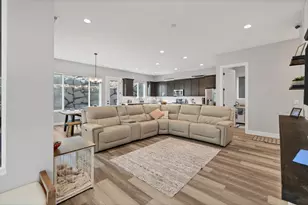 878 S Walker Way, Saint George, UT 84770 - Photo 6