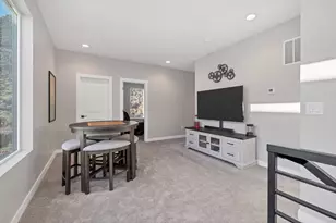 878 S Walker Way, Saint George, UT 84770 - Photo 18