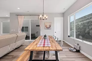 878 S Walker Way, Saint George, UT 84770 - Photo 8