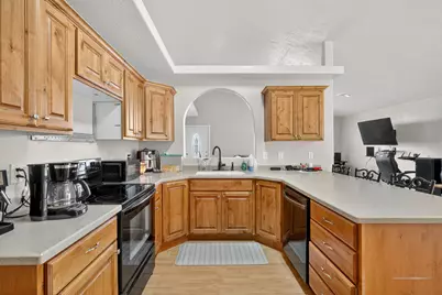 1314 E Pine Valley St, Washington, UT 84780 - Photo 8