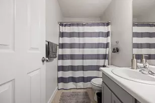 684 W Buena Vista Blvd, Washington, UT 84780 - Photo 32