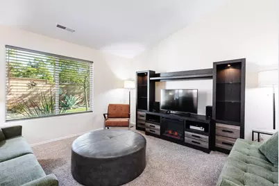 145 N Mall Dr #33, Saint George, UT 84790 - Photo 8