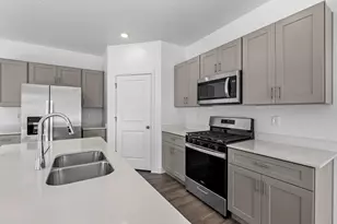 1511 S Fins Rd, Washington, UT 84780 - Photo 14