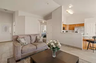 210 N Mall Dr, Saint George, UT 84790 - Photo 14