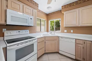 710 S Indian Hills Dr, Saint George, UT 84790 - Photo 10