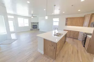 521 N 3010 W, Hurricane, UT 84737 - Photo 8