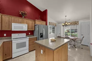 145 N Mall Dr, Saint George, UT 84790 - Photo 6