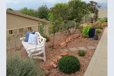 1361 W Red Butte Dr Dr, Washington, UT 84780 - Photo 6