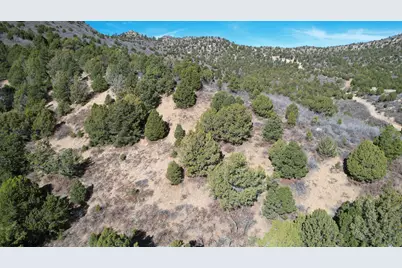 201 Hidden Canyon Dr, Kanab, UT 84741 - Photo 14