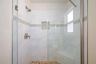 491 E Padre Lakes Dr, Ivins, UT 84738 - Photo 10