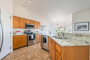 491 E Padre Lakes Dr, Ivins, UT 84738 - Photo 18