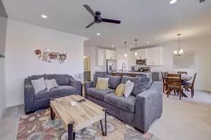 1301 E Vista Roja Pl, Washington, UT 84780 - Photo 4