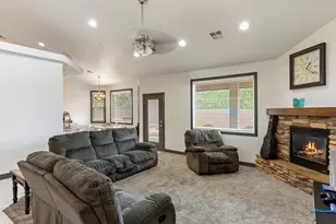 1628 S Camino Real, Washington, UT 84780 - Photo 18