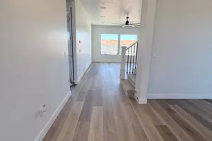 2814 S Woodrow Ln, Washington, UT 84780 - Photo 2