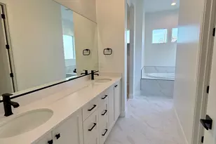 2814 S Woodrow Ln, Washington, UT 84780 - Photo 10