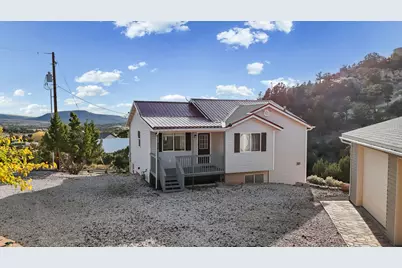 328 E Hillcrest Cir, Central, UT 84722 - Photo 2