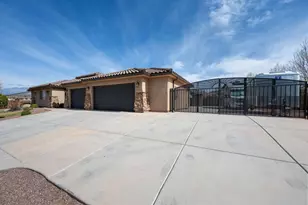 4047 S 890 E, Washington, UT 84780 - Photo 2