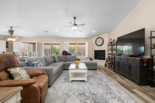 4047 S 890 E, Washington, UT 84780 - Photo 6