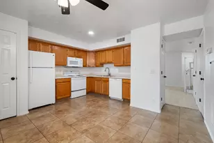 684 W Buena Vista Blvd, Washington, UT 84780 - Photo 8