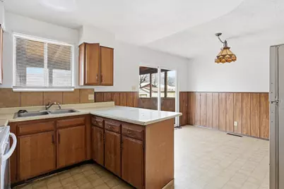 374 N 1500 W, Cedar City, UT 84720 - Photo 8