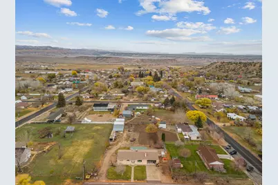 81 N 500 W, Tropic, UT 84776 - Photo 44