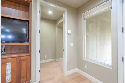 1646 E 90 Cir, Saint George, UT 84790 - Photo 48