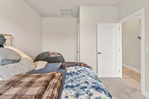 140 N Castle Dr, Cedar City, UT 84720 - Photo 18