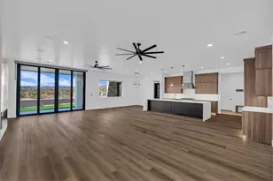 1273 N Lozano Rd, Washington, UT 84780 - Photo 68