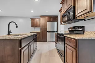 1000 E Bluff View, Washington, UT 84780 - Photo 8