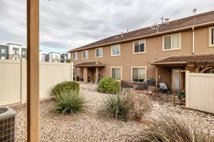 1000 E Bluff View, Washington, UT 84780 - Photo 36