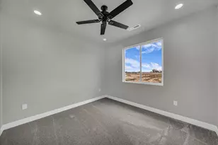 2433 N Locust St, Cedar City, UT 84721 - Photo 10