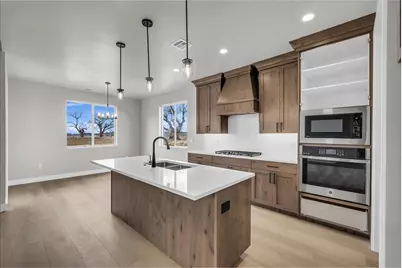 2433 N Locust Street, Cedar City, UT 84721 - Photo 4