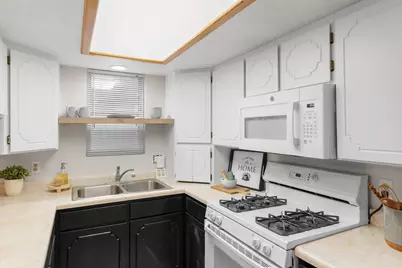180 N 1100 E #8, Washington, UT 84780 - Photo 10